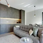 Blue Mandarin Riverside * グダニスク