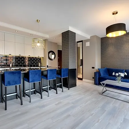 Blue Mandarin Riverside Διαμέρισμα