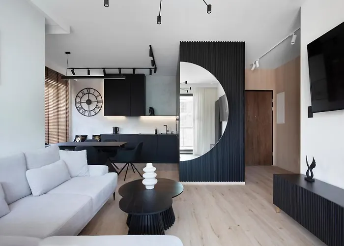 Blue Mandarin Riverside