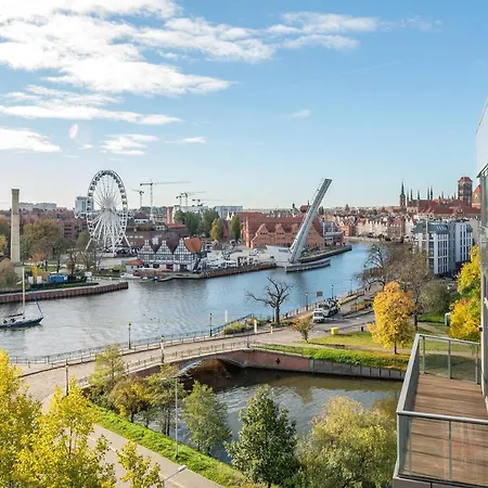 Blue Mandarin Riverside *