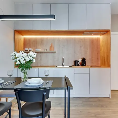 Blue Mandarin Riverside